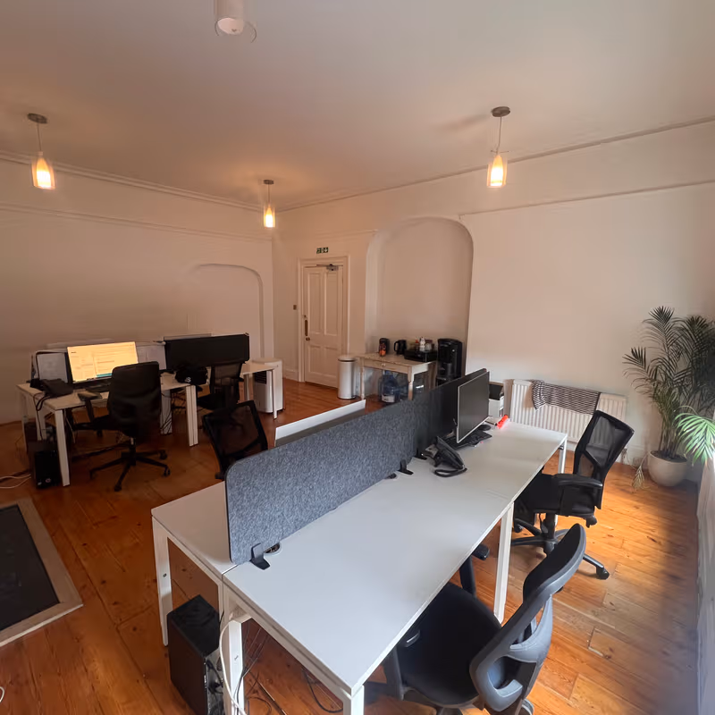 3 Port Hill, Hertford - Image 3