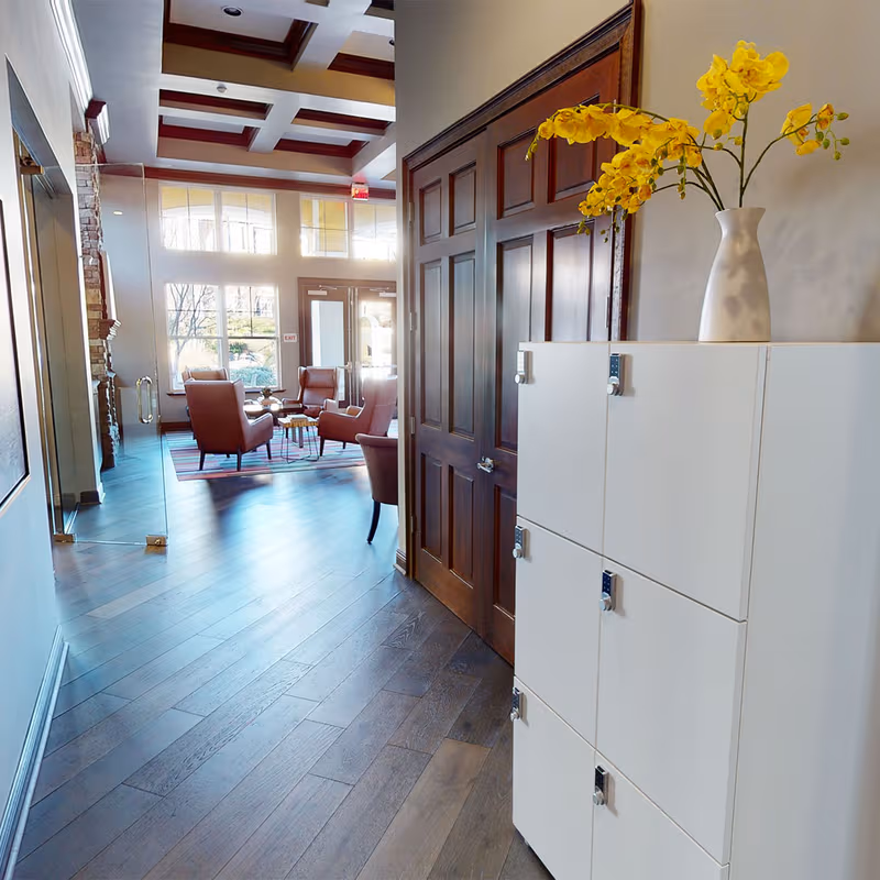 2325 Courtney Oaks Rd, Charlotte - Image 5