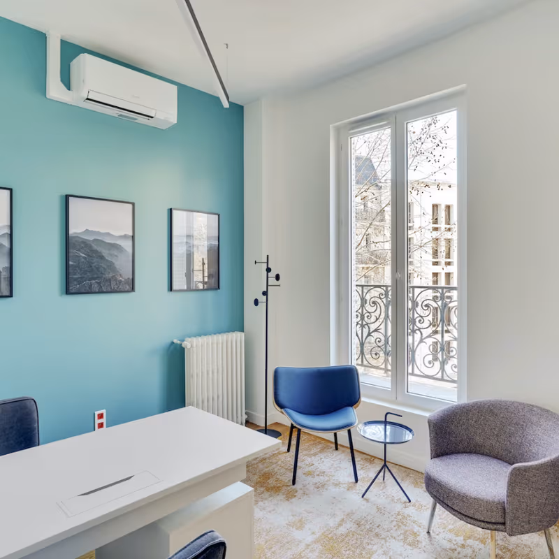 10 Av Franklin Delano Roosevelt, Paris - Image 3