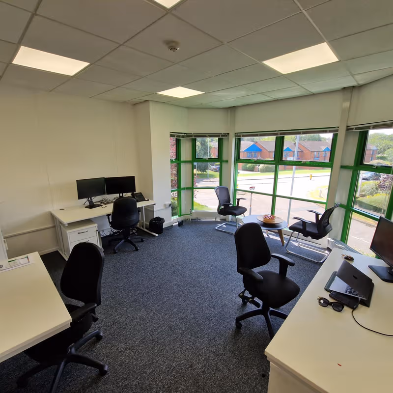 35 Duncan Close, Moulton Park - Image 5