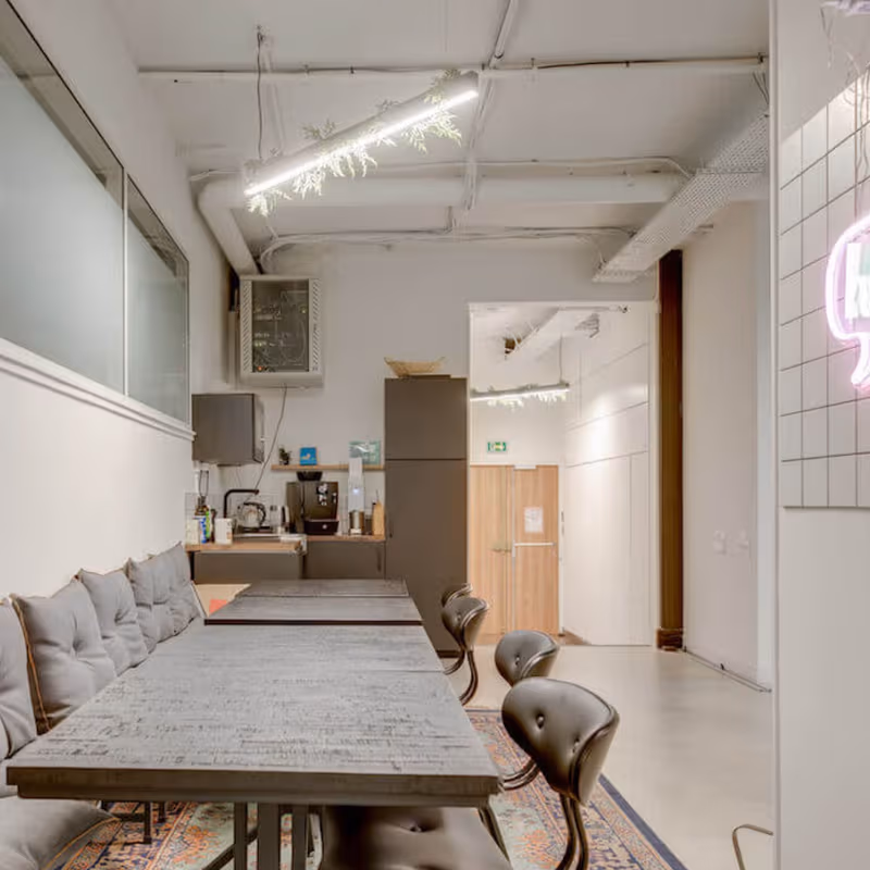 18 Rue D'hauteville, Paris - Image 5