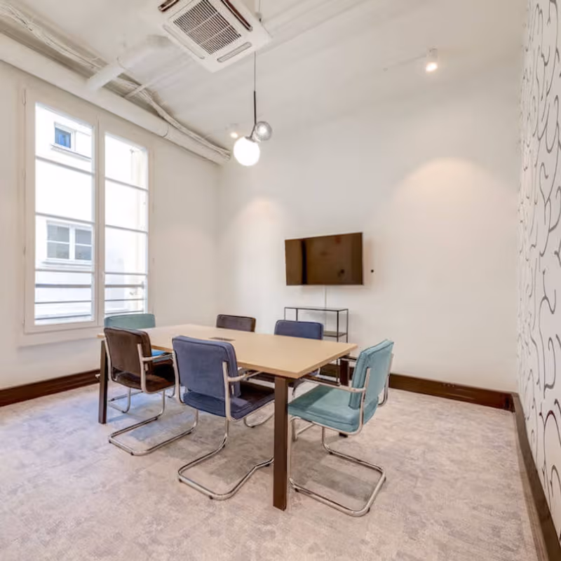 2 Rue De Choiseul, Paris - Image 2
