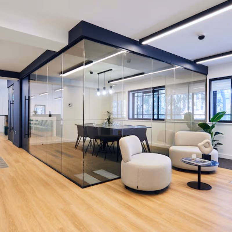 17 Aldermanbury Square, London - Image 1