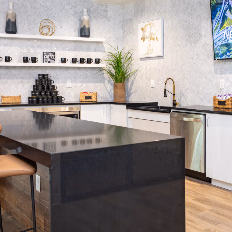 701 Green Valley Rd, Greensboro - Image 8