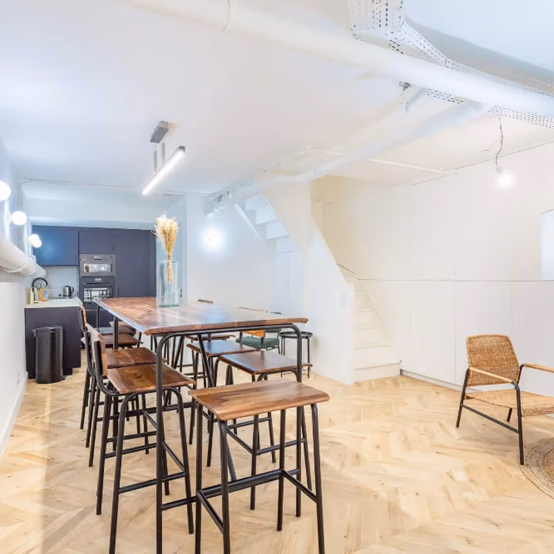 5 Pass Du Grand Cerf, Paris - Image 5