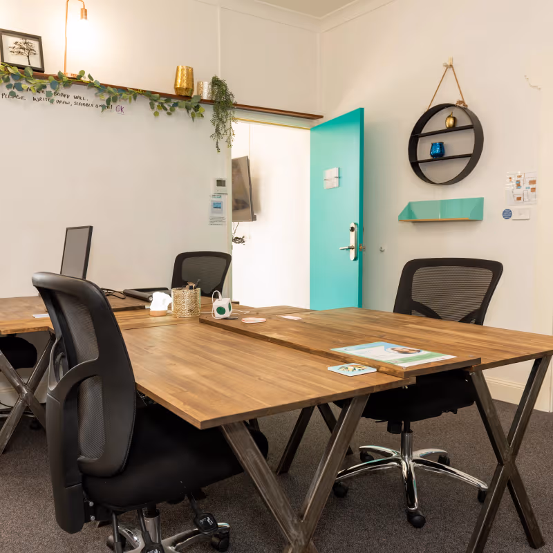 210 Macquarie Road, Springwood - Image 3