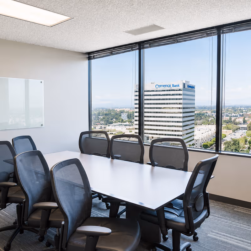 15260 Ventura Blvd, Sherman Oaks - Image 4