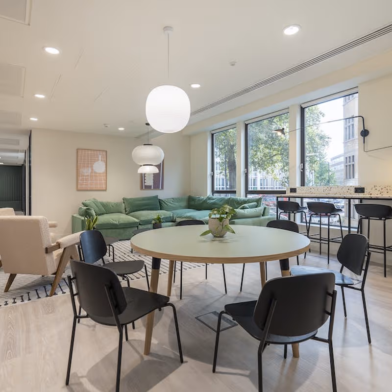 248 Marylebone Road, London - Image 3