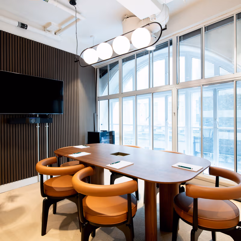 88 Kingsway, London - Image 8