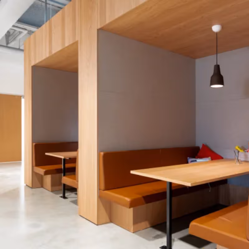 333 W Commercial St, East Rochester - Image 2