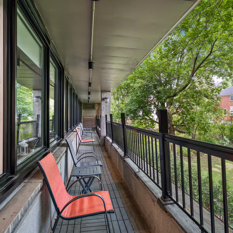 4950 Chemin Queen Mary, Montréal - Image 9