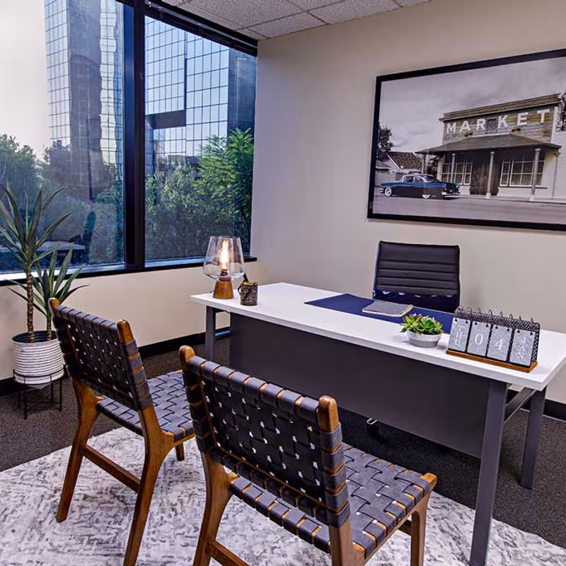 21550 West Oxnard Street, Woodland Hills - Image 2