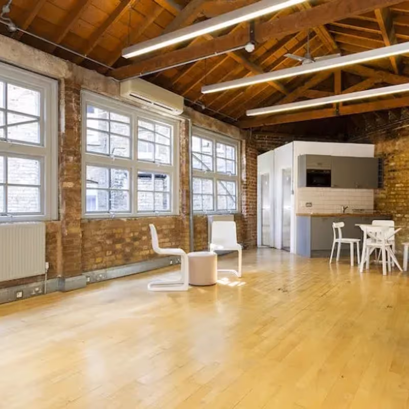 Printing House Yard, Shoreditch - Image 1