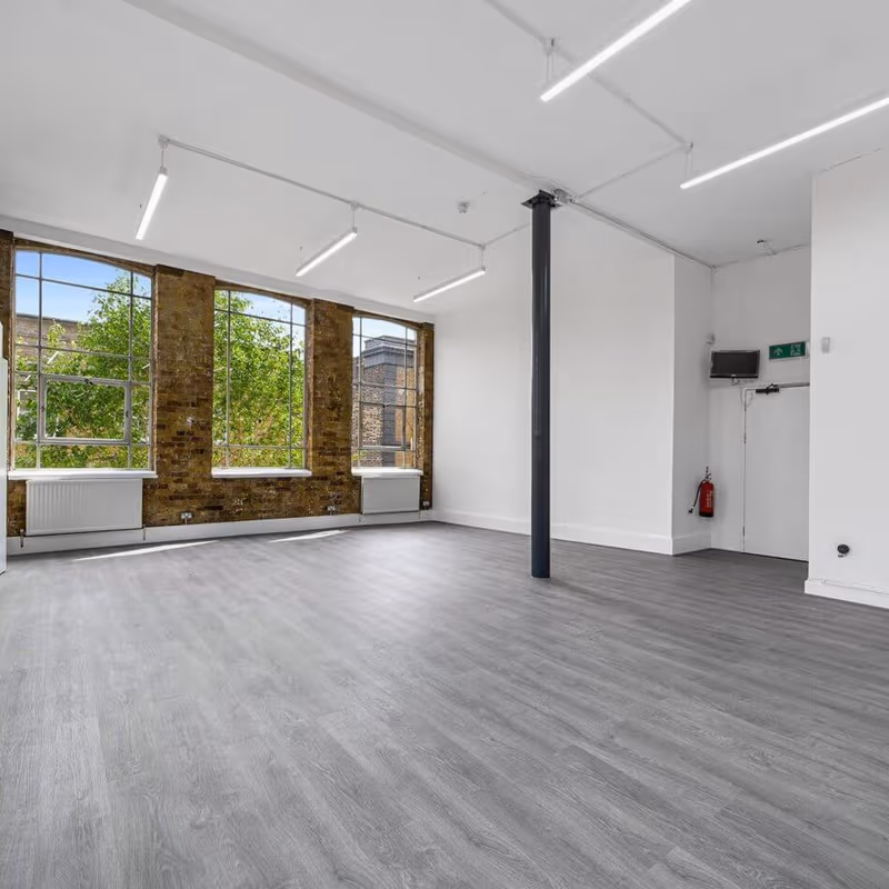 1a Old Nichol Street, Shoreditch - Image 2