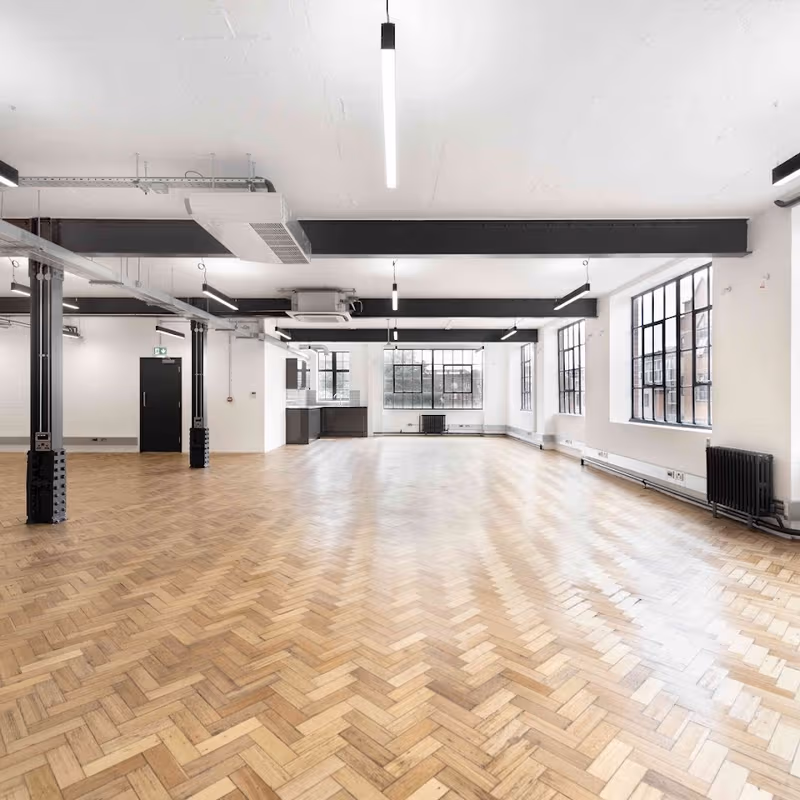 3-11 Pine Street, Clerkenwell - Image 3