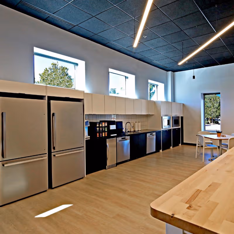 4700 Eisenhower Ave, Alexandria - Image 2