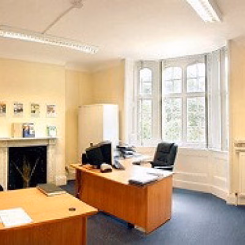 3 Spencer Parade, Northampton - Image 2