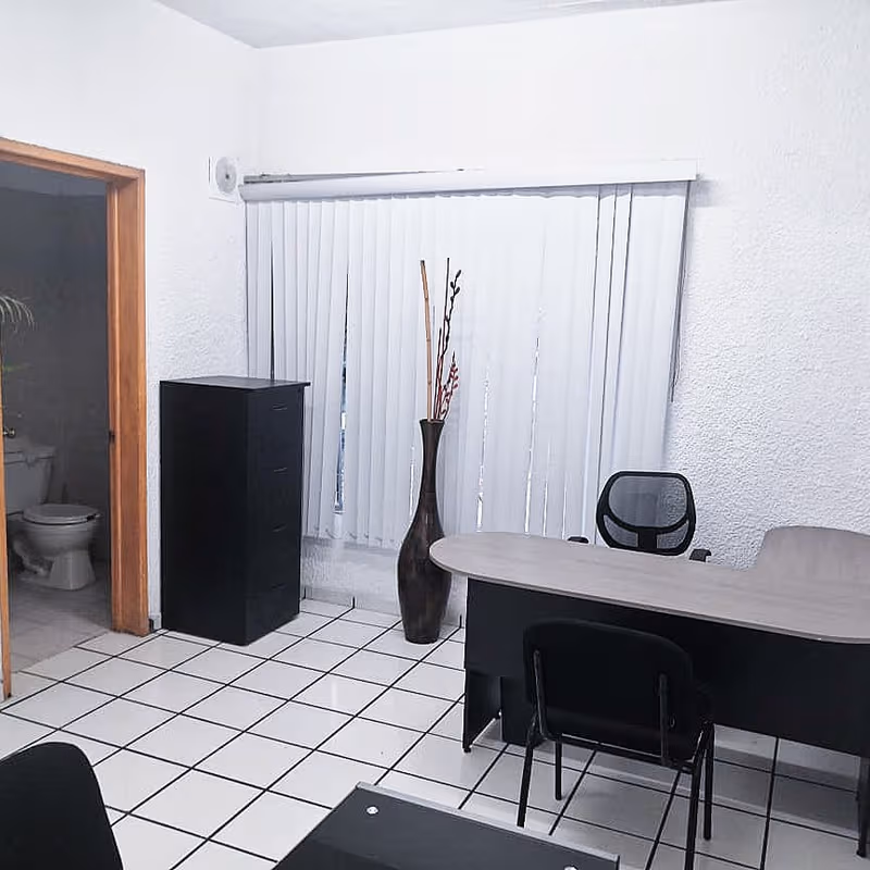 2496 Calle Efraín González Luna  Arcos, Guadalajara - Image 5