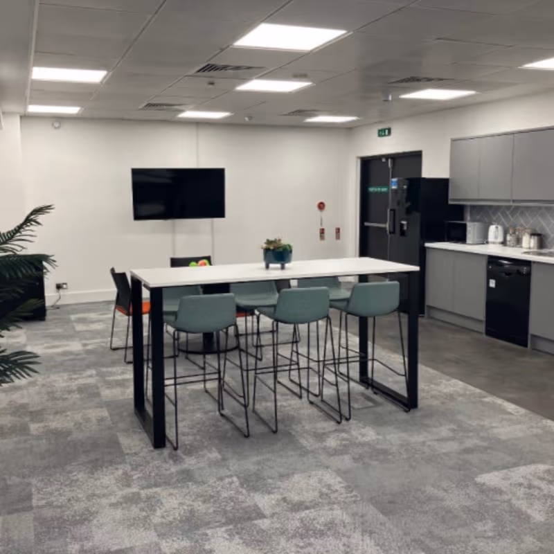 9 Hewett Street, Greater London - Image 3