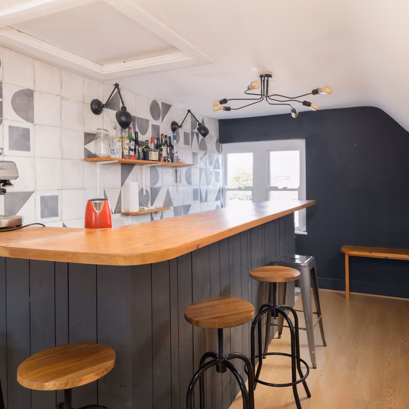 24 Baggot Street Upper, Dublin - Image 2