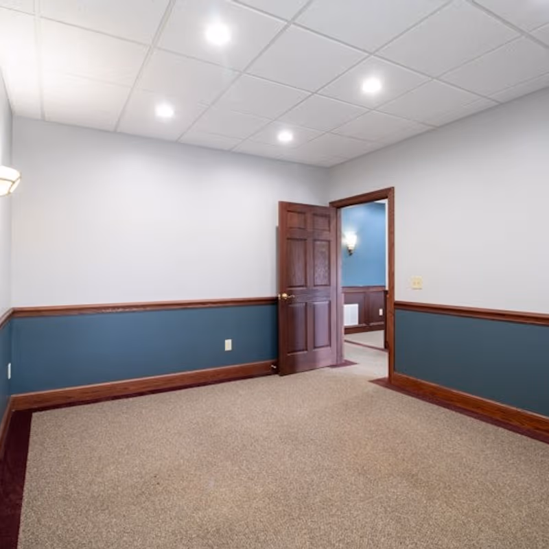 95-105 Canal Landing Blvd, Rochester - Image 2