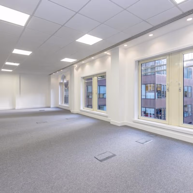 6 Laurence Pountney Hill, London - Image 4