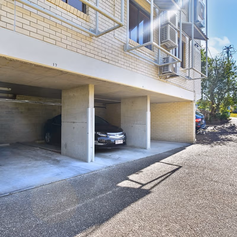 29 Cinderella Drive, Springwood - Image 10