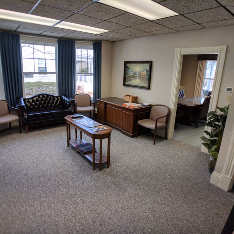 212 Coolidge Ave, Manchester - Image 11