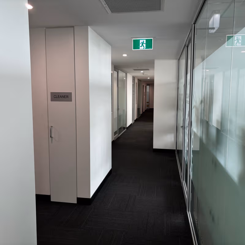 289 King Street, Mascot - Image 1