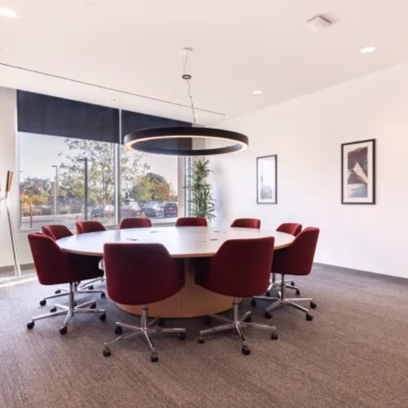 8-10 Puskas Tivadar Ut, Budaors - Image 1