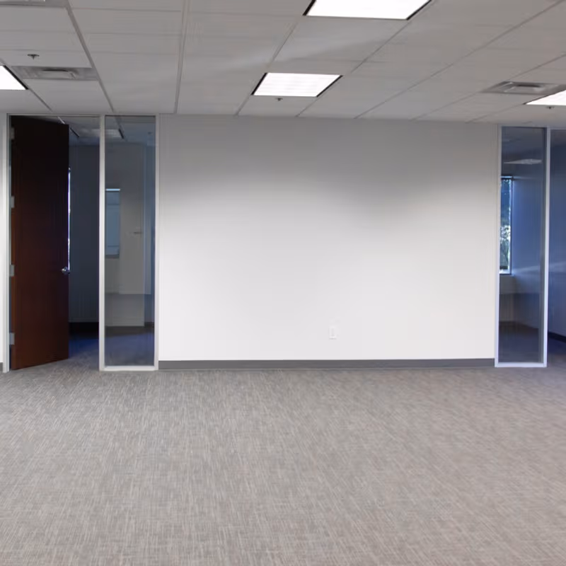 130 E John Carpenter Fwy, Irving - Image 2