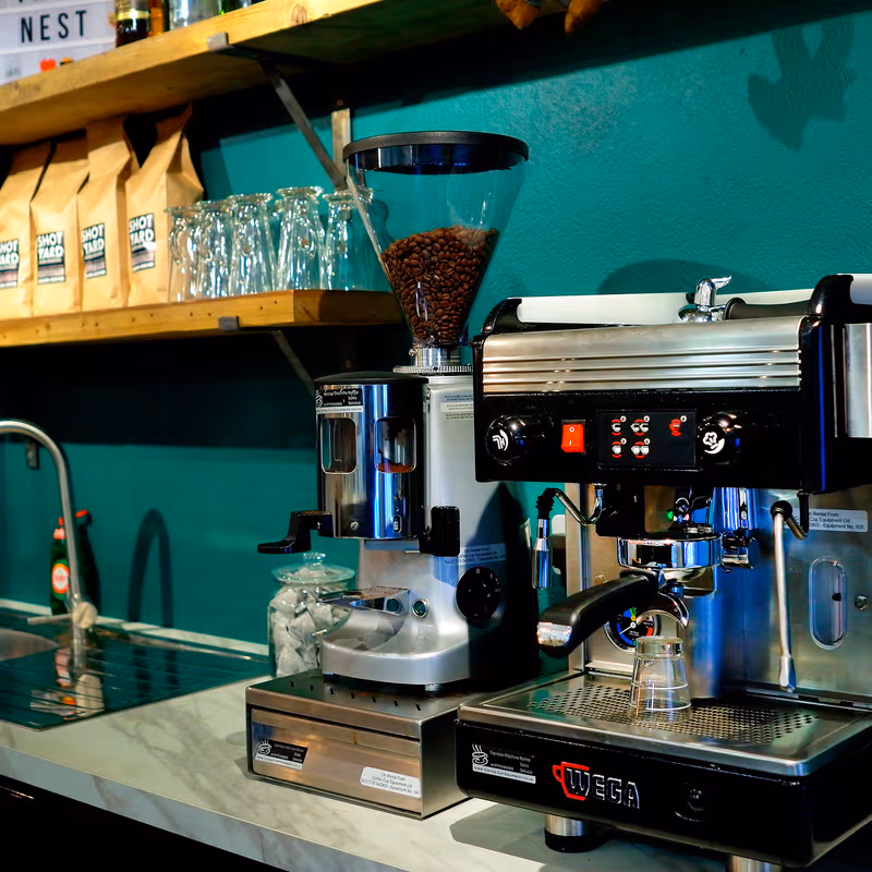 2-4 Sampson Street, Greater London - Image 4