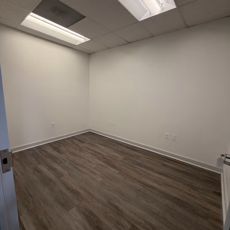 100 Lakeforest Boulevard, Gaithersburg - Image 7