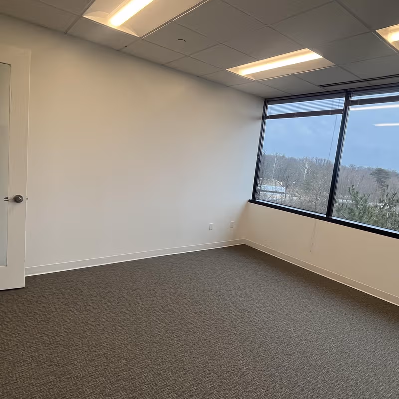 4200 Parliament Pl, Lanham - Image 2