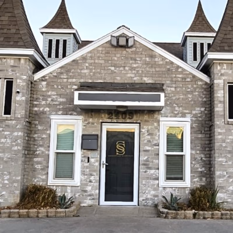 2409 Maxwell Ln, Deer Park - Image 6