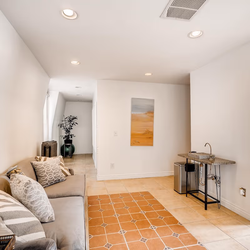 1532 Emerson St, Denver - Image 3