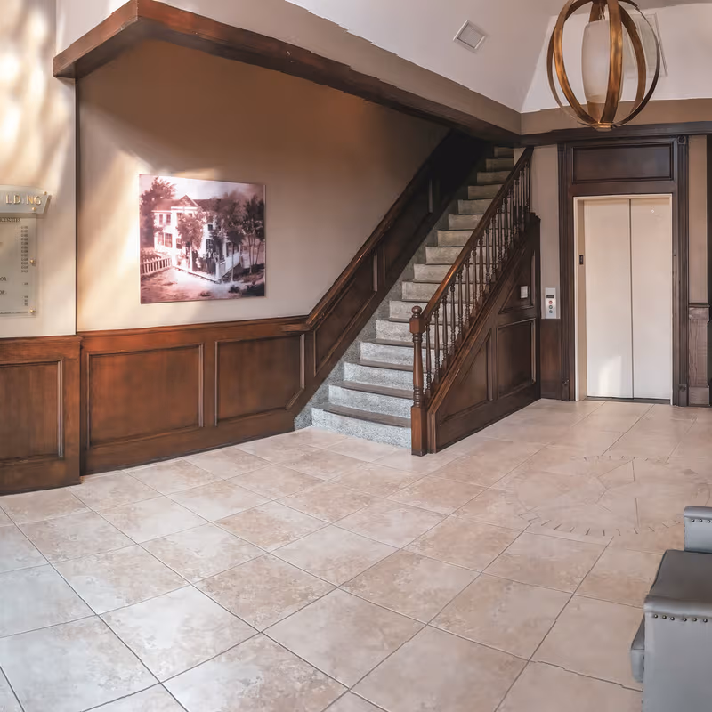 100 W Oak Street, Denton - Image 3