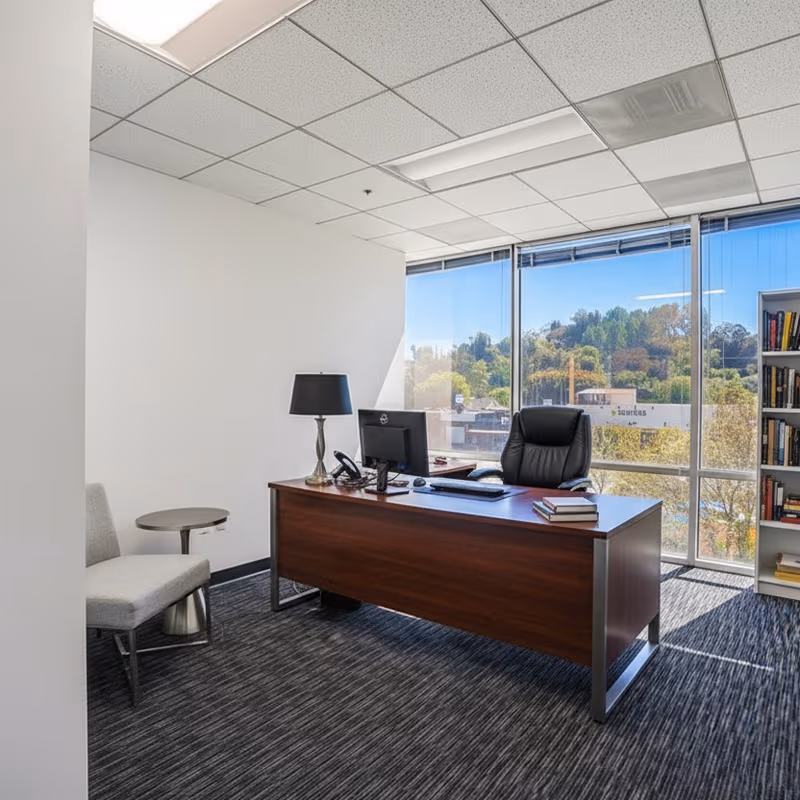 21031 Ventura Boulevard, Los Angeles - Image 17