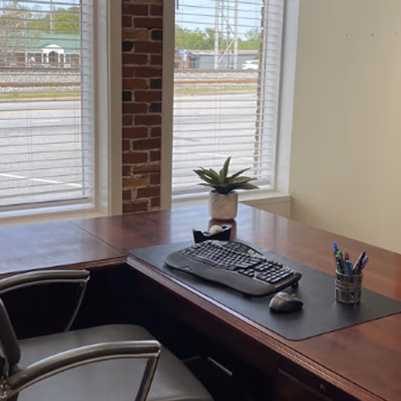 112 W Montgomery St, Villa Rica - Image 2