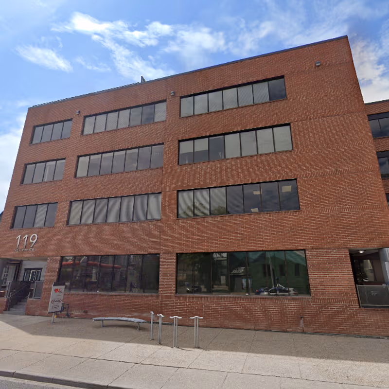 119 14 St Nw, Calgary - Image 7