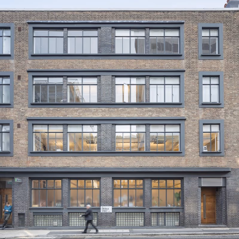 Emerald Street, London - Image 13