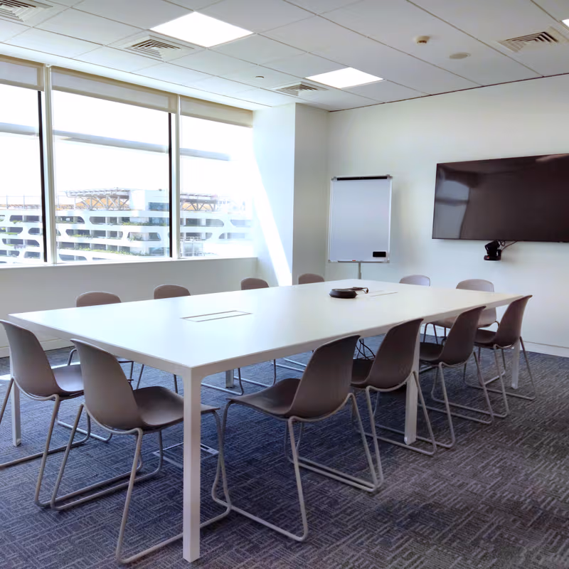 Convention Tower, Sheikh Zayed Road, Dubai - Image 3