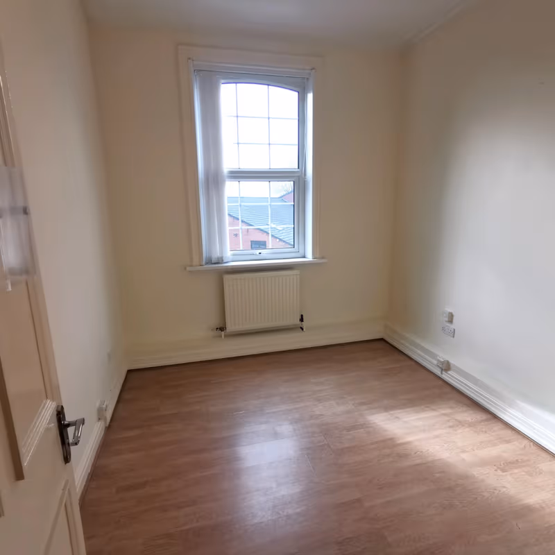 116 Dewsbury Road, West Yorkshire - Image 8