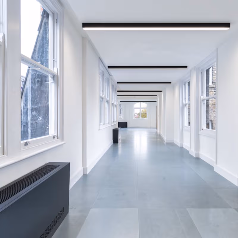 45 Bedford Row, Midtown - Image 1