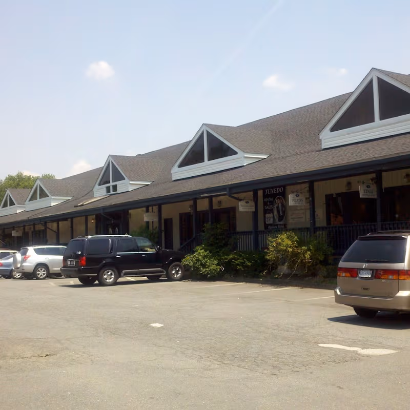 312 E Market St, Leesburg - Image 4