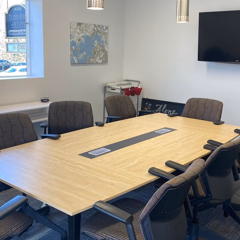 18202 Minnetonka Boulevard, Deephaven - Image 3