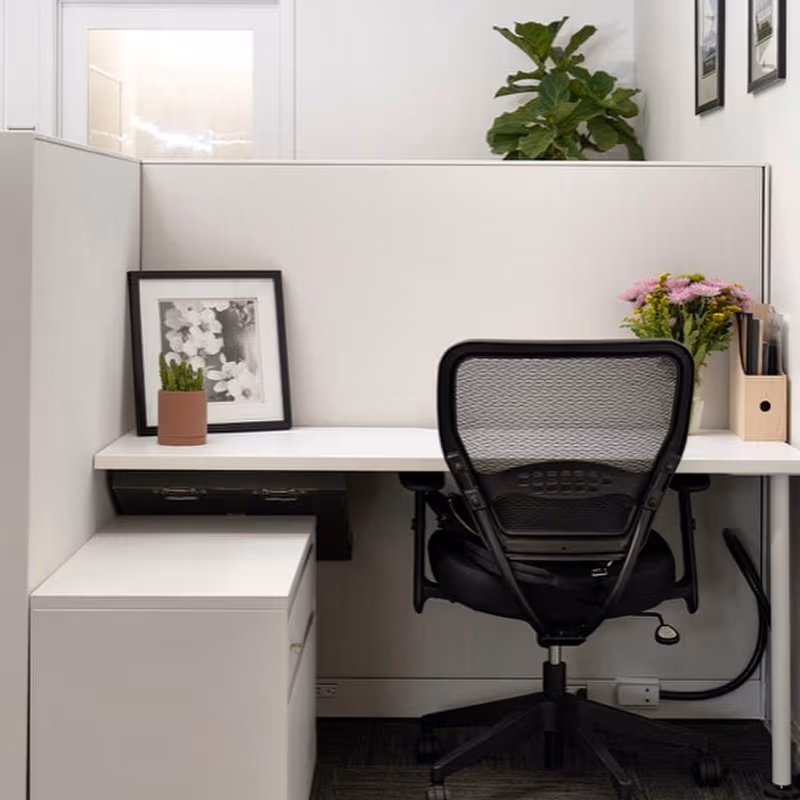 18202 Minnetonka Boulevard, Deephaven - Image 2