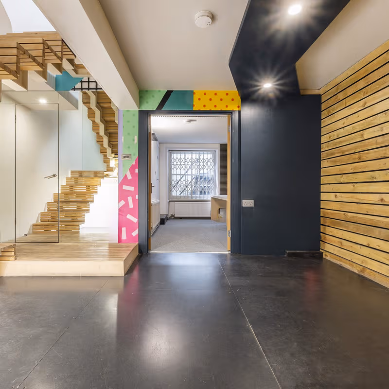 4 & 5a Goodge Place, Fitzrovia - Image 4