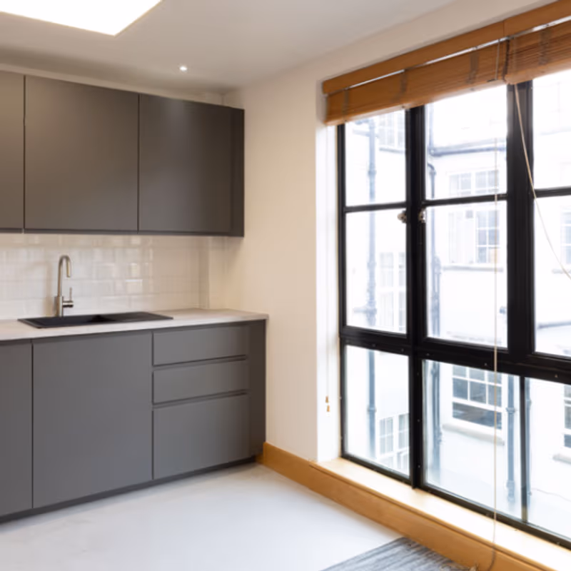 25 W Tenter St, London - Image 7