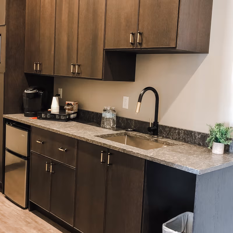 440 Eureka Rd, Wyandotte - Image 1